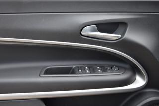 JEEP Avenger usata, con Controllo automatico clima