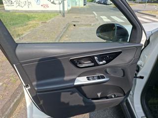 MERCEDES-BENZ GLC 200 usata, con Frenata d
