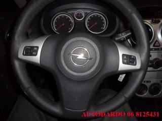 OPEL Corsa usata, con Controllo trazione