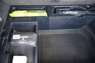 LEXUS NX 300h usata, con Volante in pelle