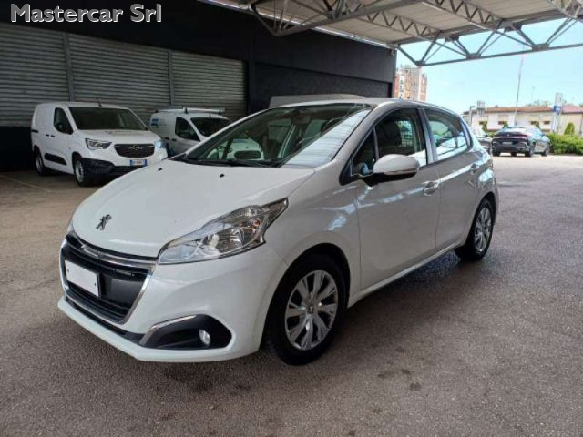 PEUGEOT 208 usata, con Airbag