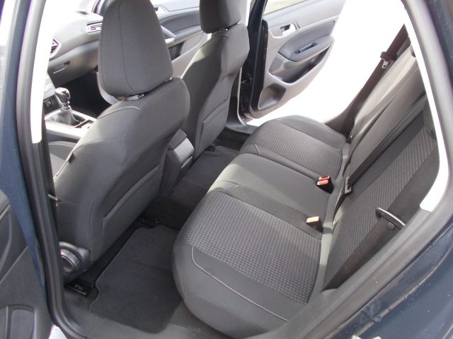 PEUGEOT 308 usata, con Controllo automatico clima