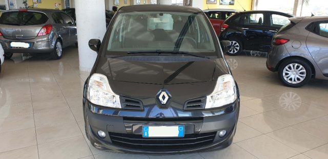 RENAULT Grand Modus usata, con Airbag