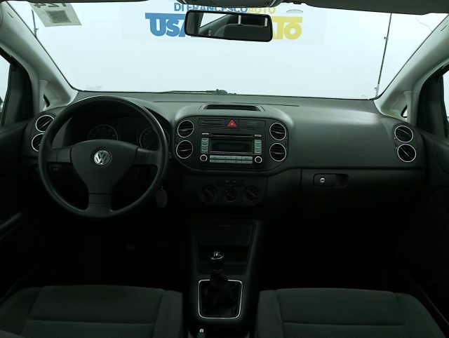 VOLKSWAGEN Golf usata, con Isofix