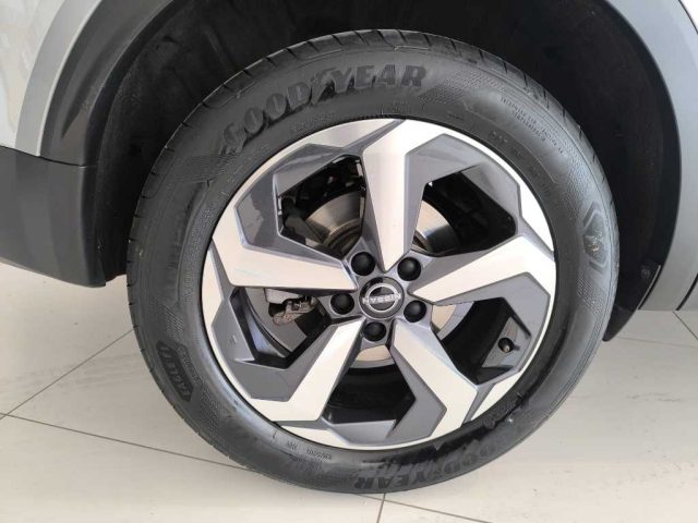 NISSAN Qashqai usata, con Controllo elettronico della corsia