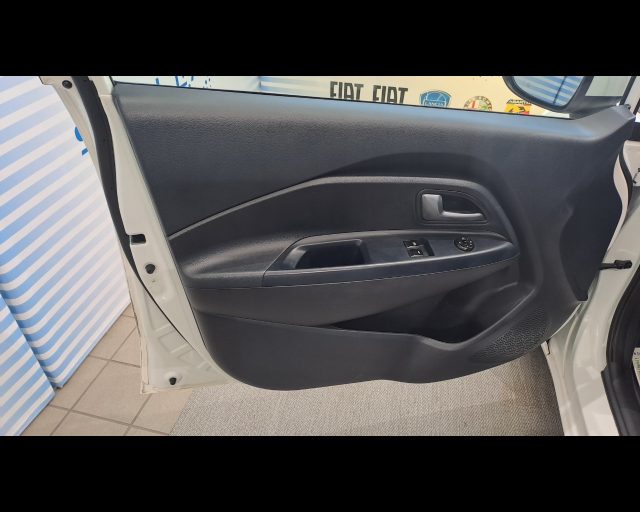 KIA Rio usata 27