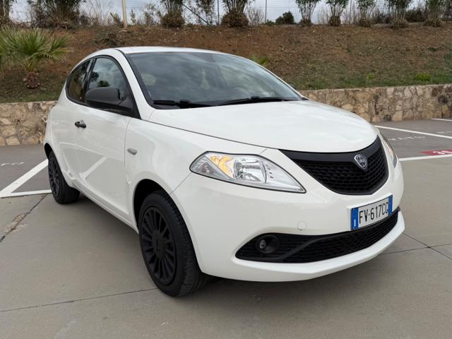 LANCIA Ypsilon usata 37