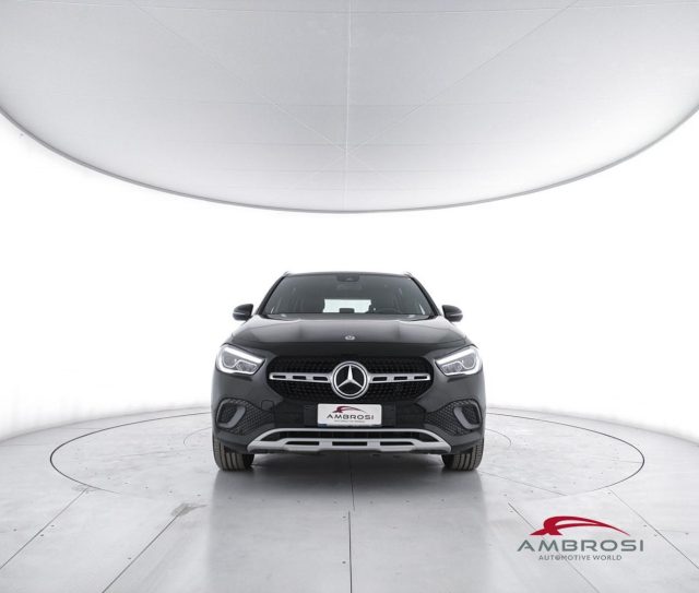 MERCEDES-BENZ GLA 180 usata 4