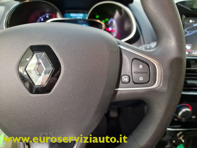 RENAULT Clio usata, con Autoradio digitale