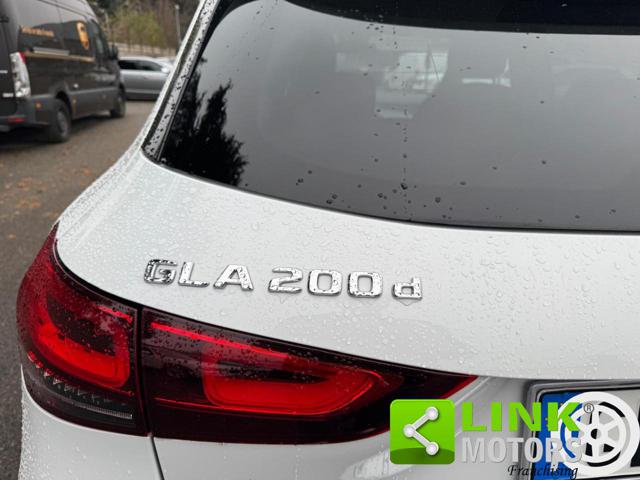 MERCEDES-BENZ GLA 200 usata, con Bluetooth