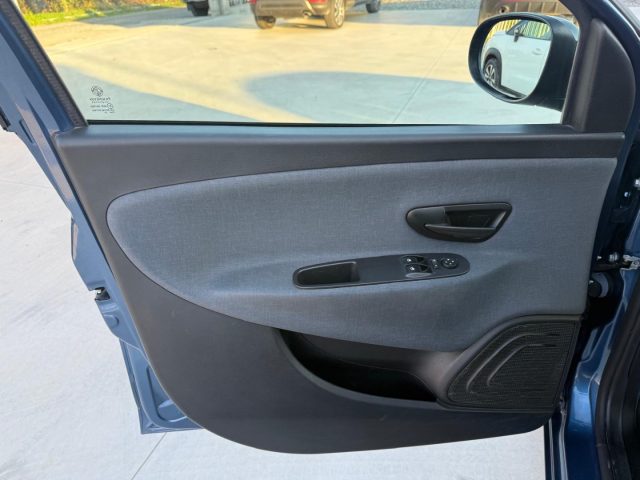 LANCIA Ypsilon usata, con Servosterzo