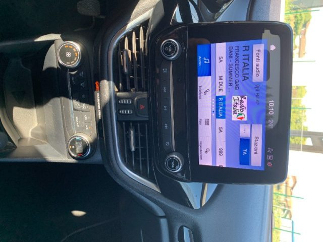 FORD Fiesta usata, con Fari Xenon