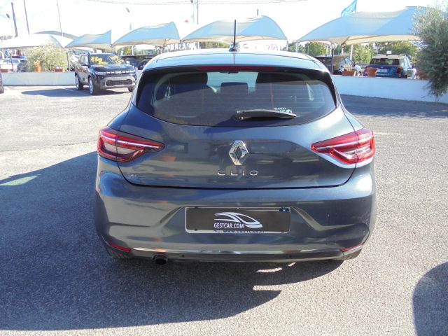 RENAULT Clio usata, con Autoradio digitale