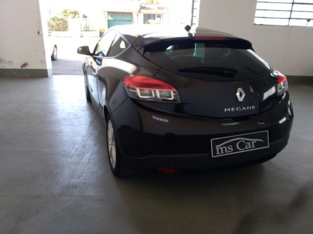 RENAULT Megane usata, con Controllo automatico clima
