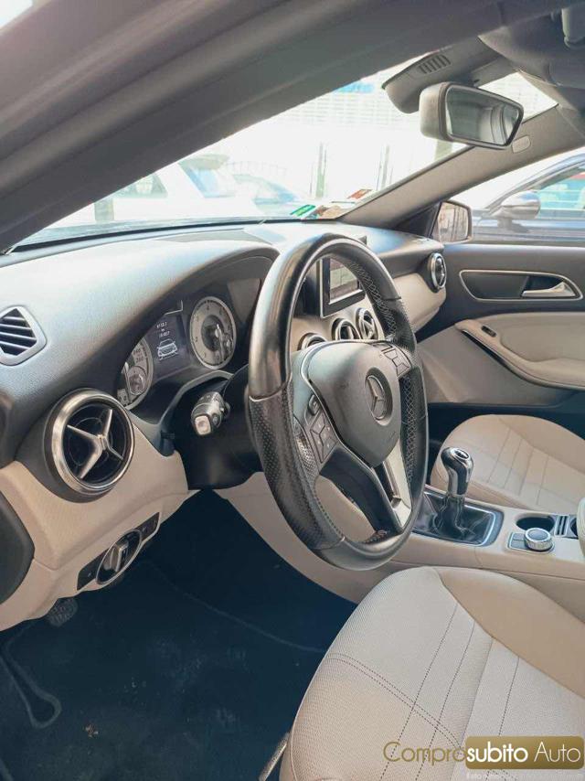 MERCEDES-BENZ A 180 usata 21