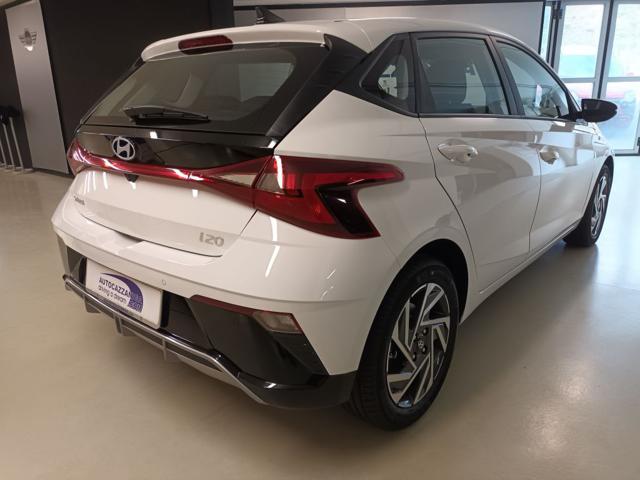 HYUNDAI i20 usata, con Airbag