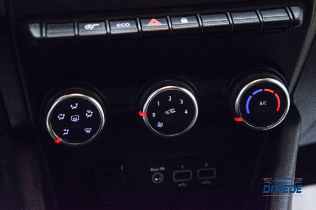 RENAULT Clio usata, con Volante multifunzione