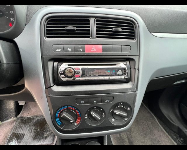 FIAT Grande Punto usata 15