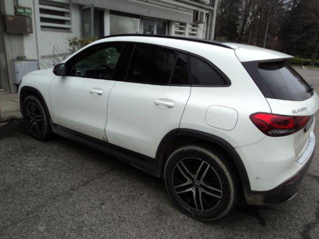 MERCEDES-BENZ GLA 180 usata, con Autoradio