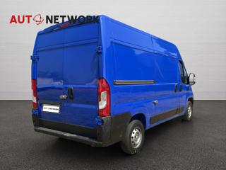 PEUGEOT Boxer usata, con Airbag