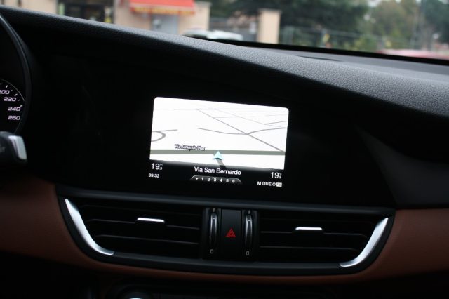 ALFA ROMEO Giulia usata, con Cruise Control