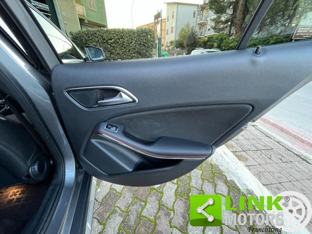 MERCEDES-BENZ GLA 220 usata, con Touch screen