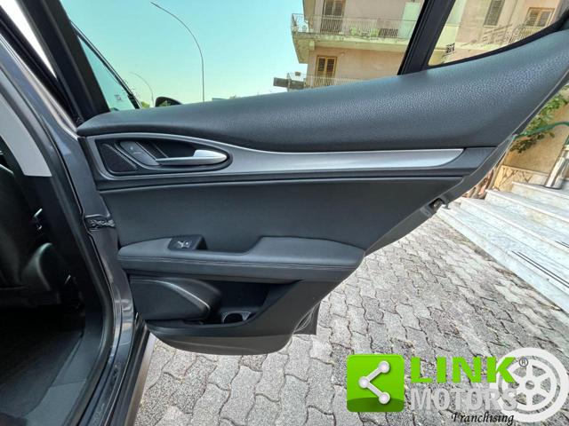 ALFA ROMEO Stelvio usata, con Trazione integrale