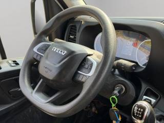 IVECO Daily usata 10