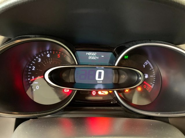 RENAULT Clio usata, con Park Distance Control