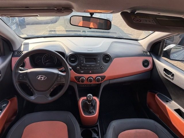HYUNDAI i10 usata, con Chiusura centralizzata