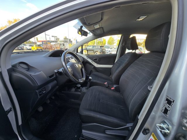 TOYOTA Yaris usata, con Climatizzatore