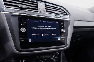 VOLKSWAGEN Tiguan usata, con USB