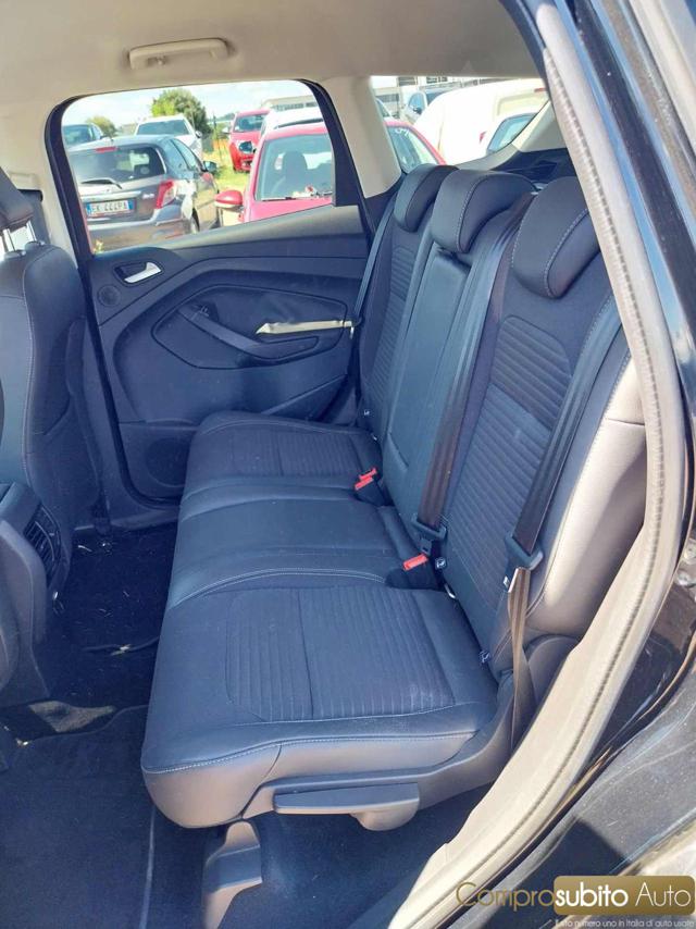 FORD Kuga usata, con Sedile posteriore sdoppiato