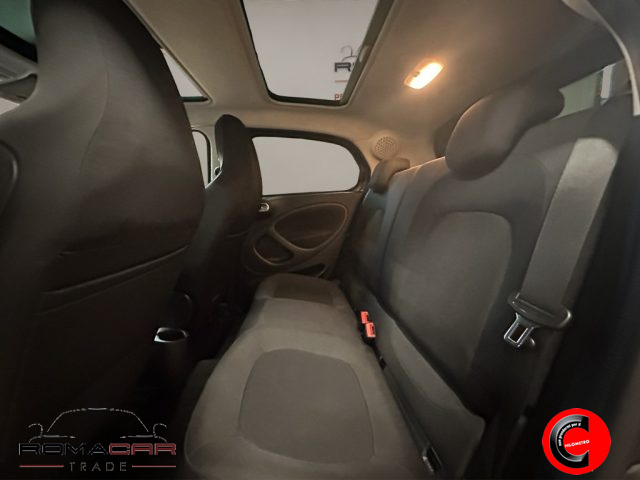 SMART ForFour usata, con Volante in pelle