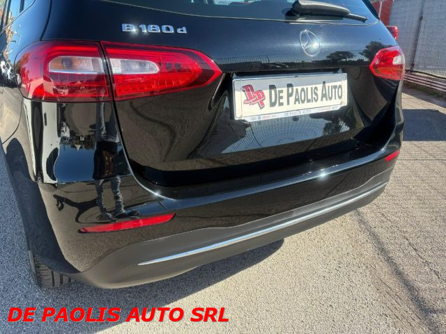 MERCEDES-BENZ B 180 usata, con Autoradio