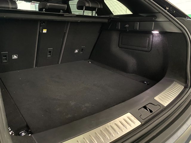 LAND ROVER Range Rover Velar usata, con Fendinebbia