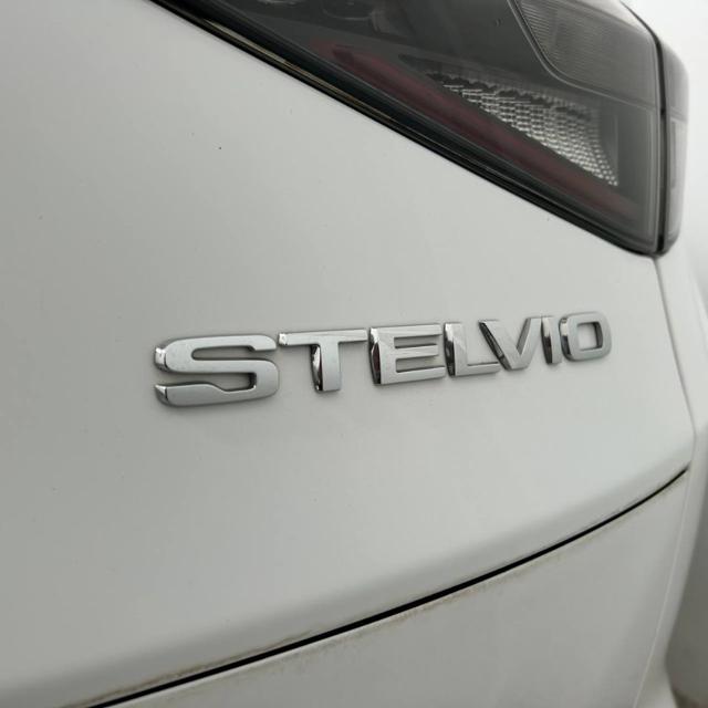 ALFA ROMEO Stelvio usata, con Bracciolo