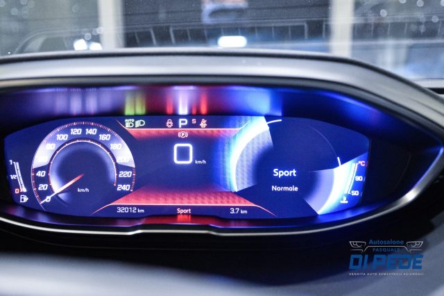PEUGEOT 3008 usata, con Sedili sportivi