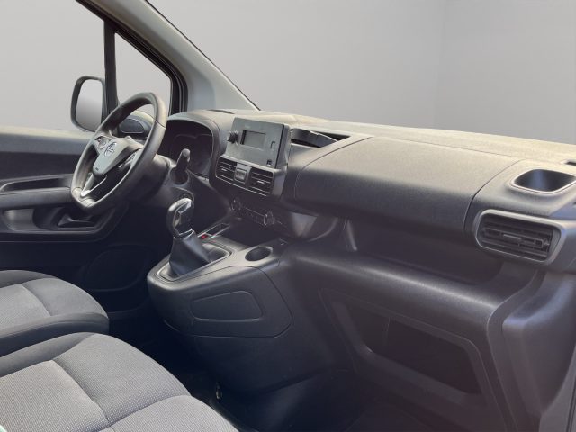 OPEL Combo usata, con Controllo trazione