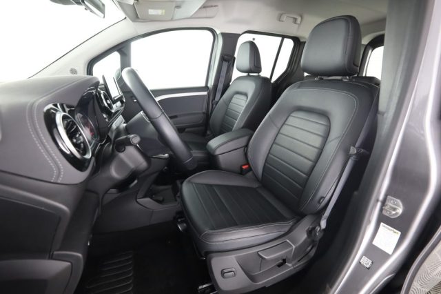 MERCEDES-BENZ CLA usata 8