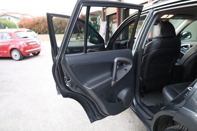 TOYOTA RAV 4 usata 54