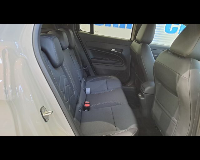 JEEP Avenger usata 23