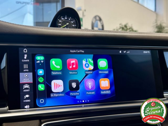 PORSCHE Panamera usata, con Park Distance Control