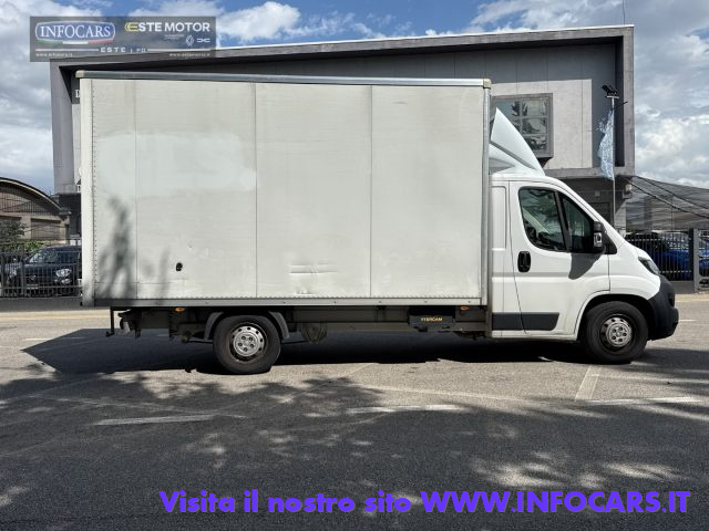 PEUGEOT Boxer usata, con Servosterzo