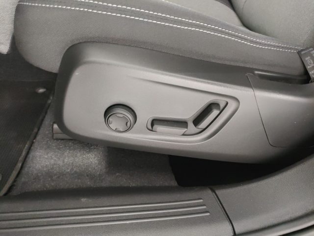 VOLVO XC40 usata, con Sedile posteriore sdoppiato