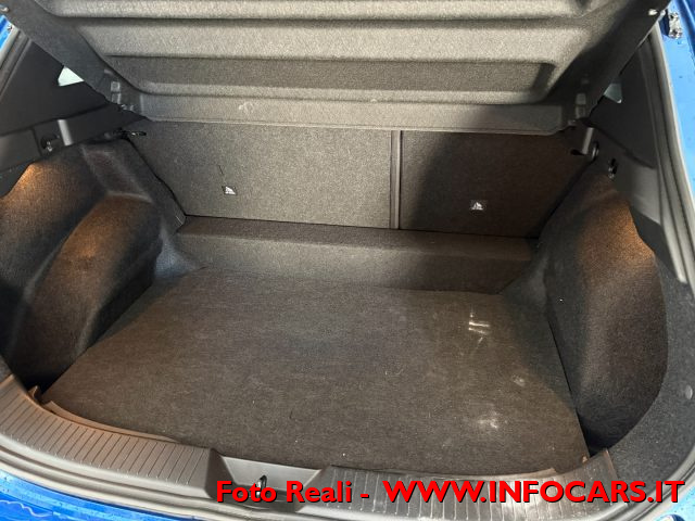 NISSAN Qashqai usata, con Luci diurne LED