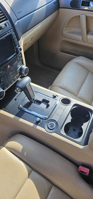 VOLKSWAGEN Touareg usata, con Controllo trazione