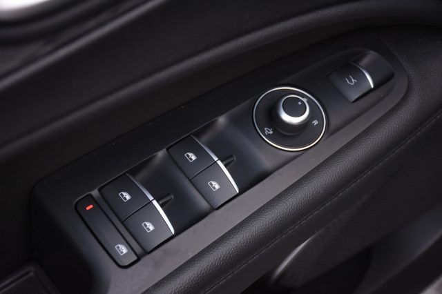 ALFA ROMEO Stelvio usata, con Servosterzo