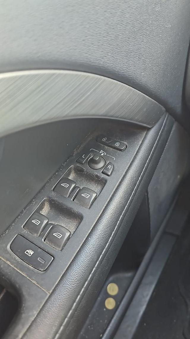 VOLVO V70 usata, con Servosterzo
