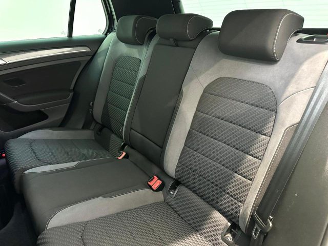 VOLKSWAGEN Golf usata, con ESP